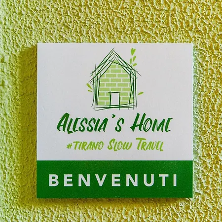 Alessia' S *